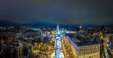 Ukrayna, Kyiv 'deki Aziz Michaels Katedrali' nin havadan görünüşü