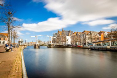 Hollanda, Haarlem 'de klasik köprü çizimi