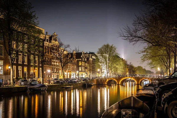 Vista Noturna Dos Canais Amsterdã Países Baixos — Fotografia de Stock