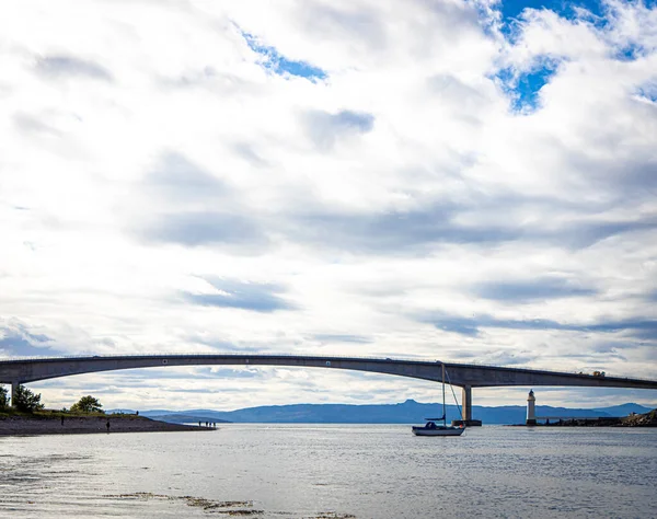 Vista Del Puente Skye Puente Carretera Sobre Loch Alsh Escocia — Foto de Stock
