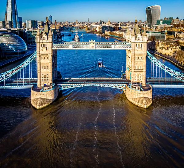 Άποψη Του Tower Bridge Πρωί Synny Λονδίνο — Φωτογραφία Αρχείου