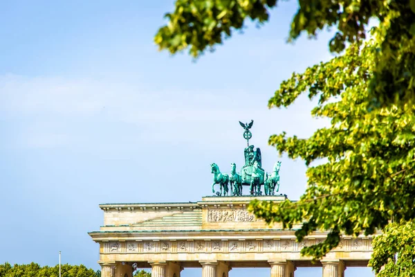 Brandenburger Tor Einem Sommertag Berlin — Stockfoto