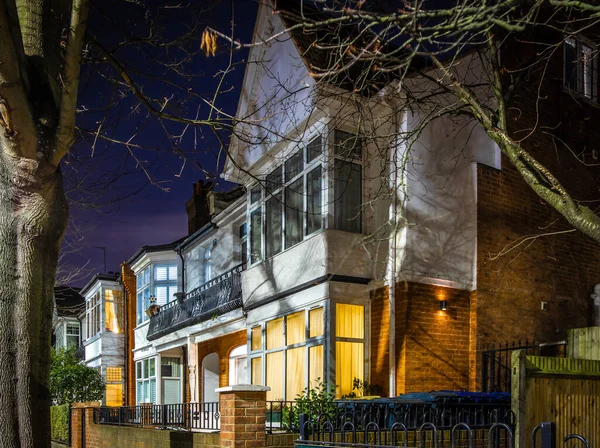 Gece Vakti Chiswick Banliyösü Londra — Stok fotoğraf