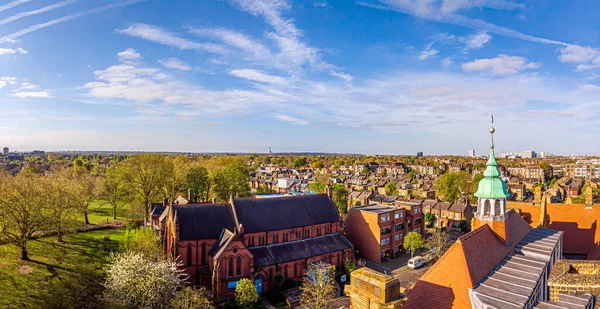 Sabah Londra Nın Banliyösündeki Okulun Havadan Görüntüsü — Stok fotoğraf