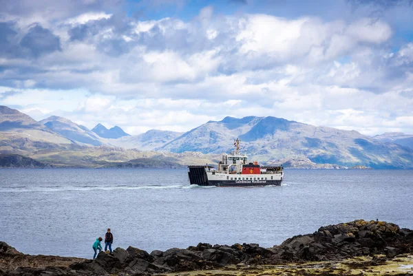 Ferry Mallaig Para Armadale Costa Oeste Das Terras Altas Escócia — Fotografia de Stock