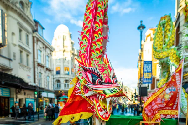 Danza Del Dragón Las Celebraciones Chinas Año Nuevo Londres —  Fotos de Stock