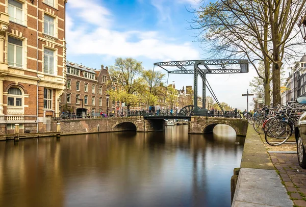 Hollanda Amsterdam Daki Alüminyum Köprüsü — Stok fotoğraf