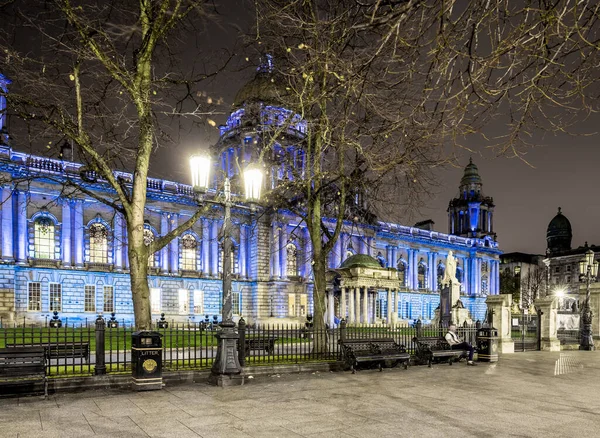 Belfast City Hall Noite Reino Unido — Fotografia de Stock