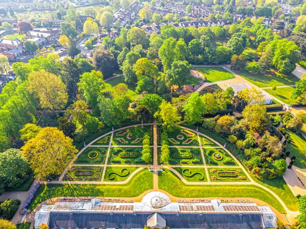 英国Chiswick花园的空中景观 — 图库照片