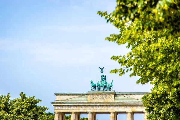 Brandenburger Tor Einem Sommertag Berlin — Stockfoto