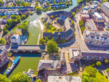 Thames nehrinin havadan görünüşü, İngiltere