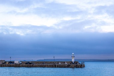 Akşamları St. Ives manzarası, Cornwall, İngiltere