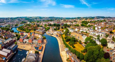Exeter 'in yaz günündeki hava görüntüsü, İngiltere