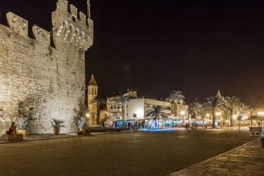 Trogir 'in gece manzarası