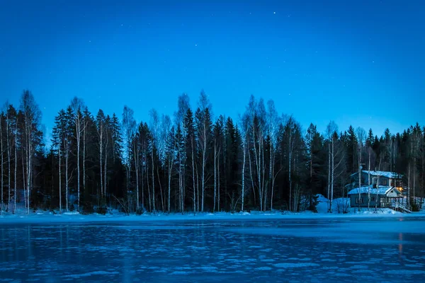 Maison Lac Dans Nuit Hiver — Photo