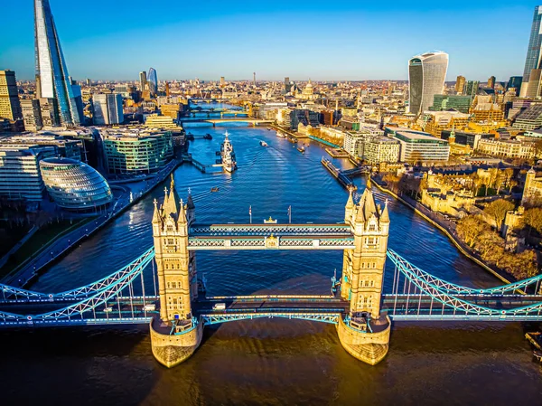 Άποψη Του Tower Bridge Πρωί Synny Λονδίνο — Φωτογραφία Αρχείου