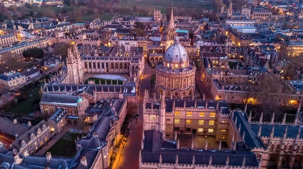 英国オックスフォード中心部の空中ビュー — ストック写真