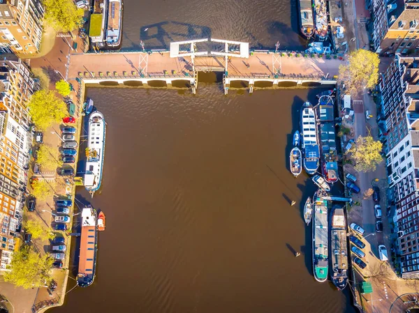 Most Skinny Rano Amsterdam Holandia — Zdjęcie stockowe