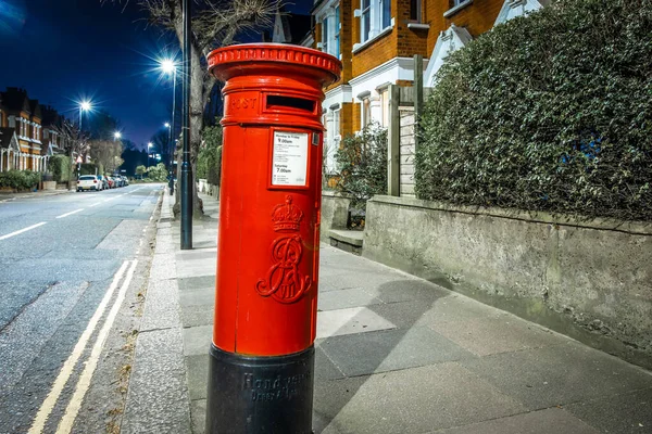 Gece Vakti Chiswick Banliyösü Londra — Stok fotoğraf