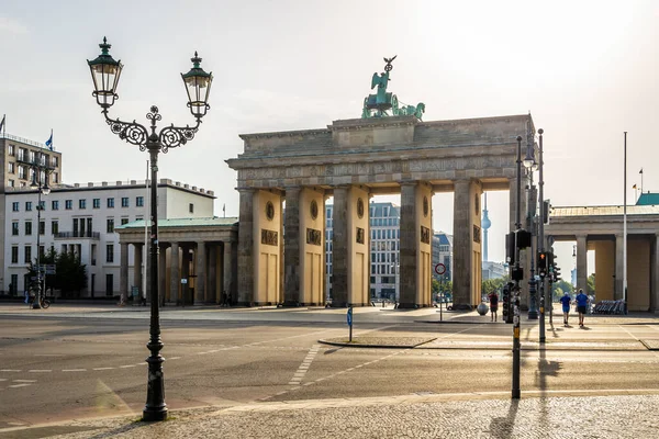 Brandenburgi Kapu Nyári Napon Berlin — Stock Fotó