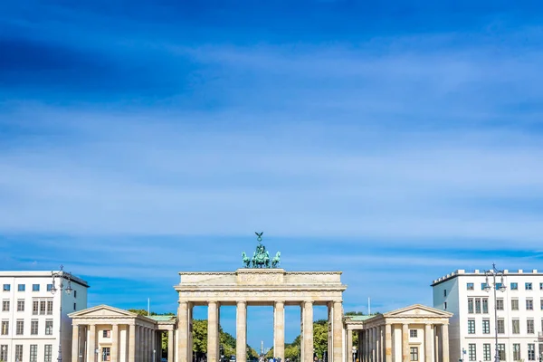 Brandenburgi Kapu Nyári Napon Berlin — Stock Fotó