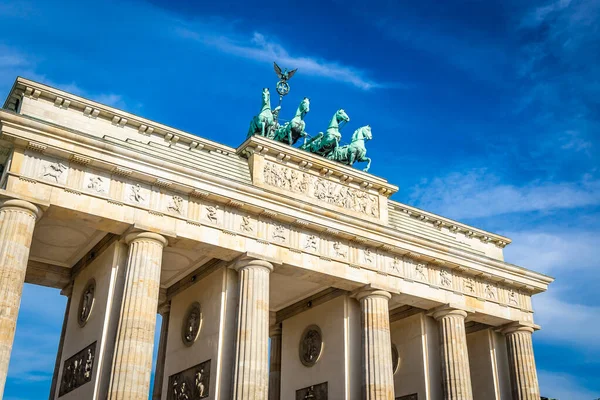 Brandenburger Tor Einem Sommertag Berlin — Stockfoto