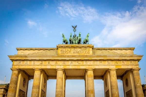 Brandenburger Tor Einem Sommertag Berlin — Stockfoto