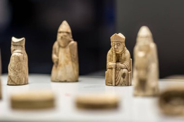 Tarih müzesinde satranç