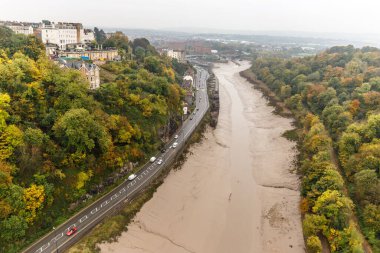Clifton Köprüsü Sonbaharda, Bristol, İngiltere