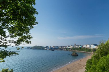 Tenby, Galler 'de yaz sabahı