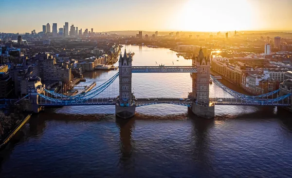 Άποψη Του Tower Bridge Πρωί Synny Λονδίνο — Φωτογραφία Αρχείου