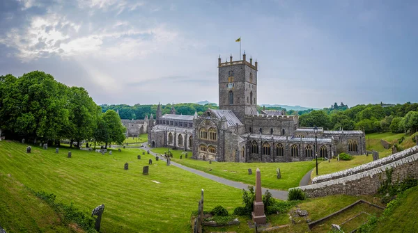Вид Собор Святого Девіса Уельсі — стокове фото