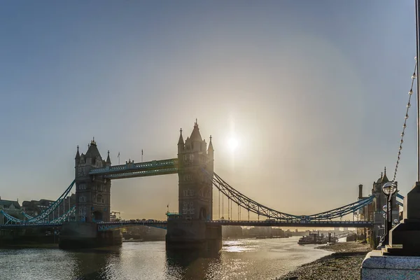 Güneşli Bir Sabahta Tower Bridge Ngiltere — Stok fotoğraf