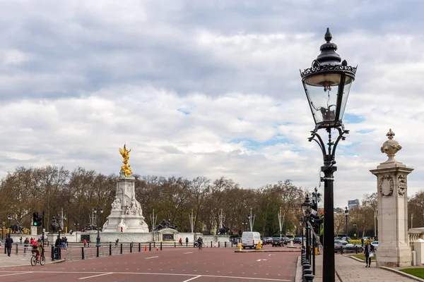Palacio Buckingham Día Nublado Reino Unido — Foto de Stock