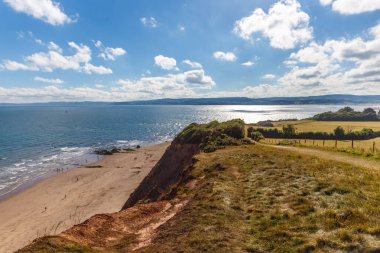 Jurassic sahil kıyısı (Devon), İngiltere 'de seyahat