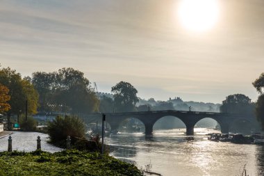 Richmond Köprüsü Sonbahar sabahında