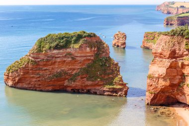 Jurassic sahil kıyısı (Devon), İngiltere 'de seyahat
