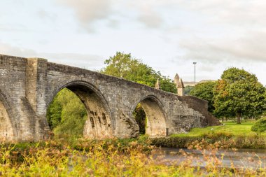 Sabah Stirling Köprüsü, İskoçya, İngiltere