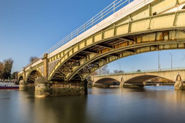 Richmond kış sabahı, Londra, İngiltere 'de uzun süre maruz kalma üzerine