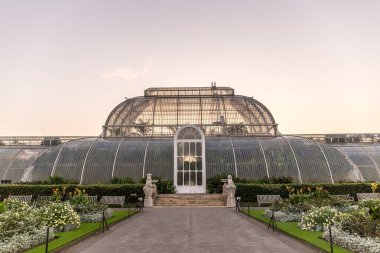 Kew Gardens 'da günbatımı, Londra, İngiltere