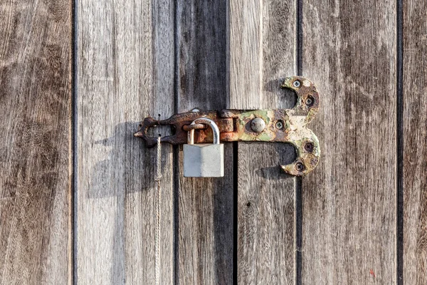 Vintage Padlock Wooden Gate England — Foto de Stock