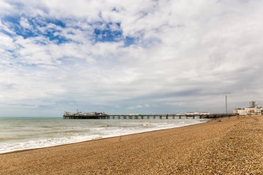 Yazın Brighton Rıhtımı