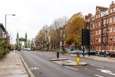Thams nehrinin ve Londra, İngiltere 'deki kıyılarının manzarası