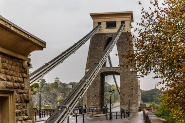 Clifton Köprüsü Sonbaharda, Bristol, İngiltere