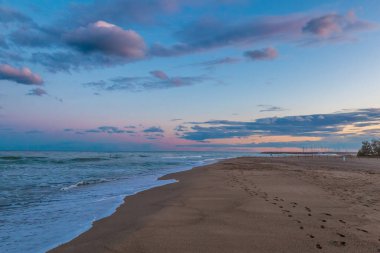 İspanya, Miami Platja 'da gün batımı