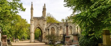 Baharda Nunhead mezarlığı