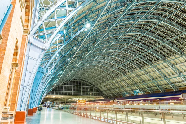 Intérieur Gare Pankras Dans Nuit Londres Royaume Uni — Photo