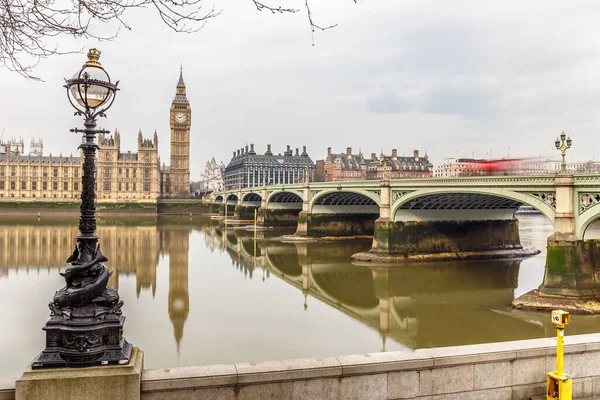 Big Ben Casas Parlamento Sobre Longa Exposição Londres — Fotografia de Stock