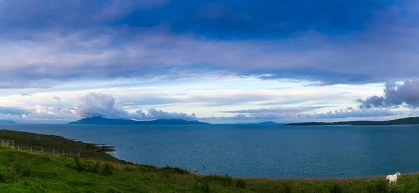 Hermosa Vista Isla Skye Escocia Reino Unido — Foto de Stock