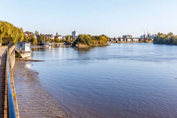 Thams Nehrinin Londra Ngiltere Deki Kıyılarının Manzarası — Stok fotoğraf